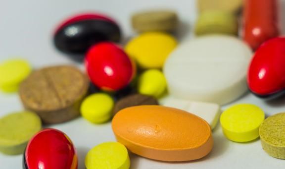 英國(guó)發(fā)明攪拌摩擦沉積法在高性能混凝土減水劑生產(chǎn)中的應(yīng)用及美國(guó)添加劑帶來(lái)的提升